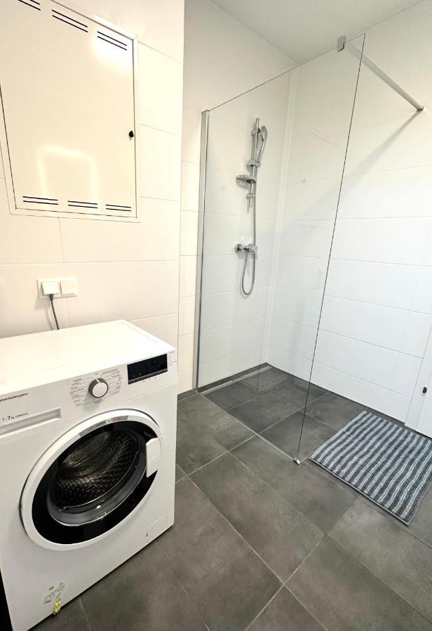 Ferienwohnung Living Kalsdorf - Selfcheckin Kalsdorf bei Graz Exterior foto
