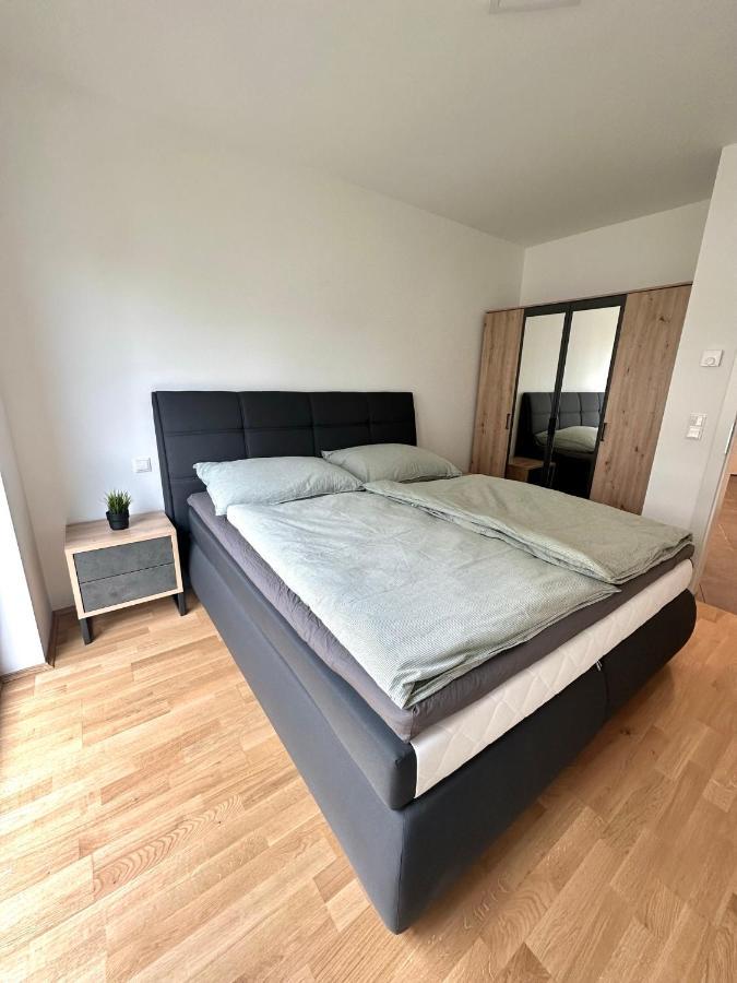 Ferienwohnung Living Kalsdorf - Selfcheckin Kalsdorf bei Graz Exterior foto